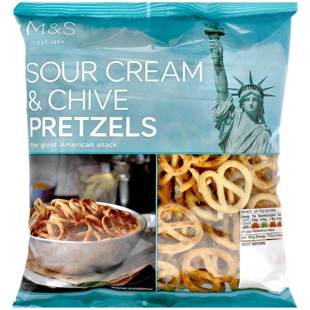 M&S Sour Cream & Chive Pretzels 150g Botiga