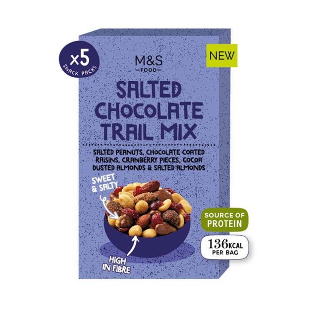 M&S Salted Chocolate Trail Mix 5 x 25g Botiga